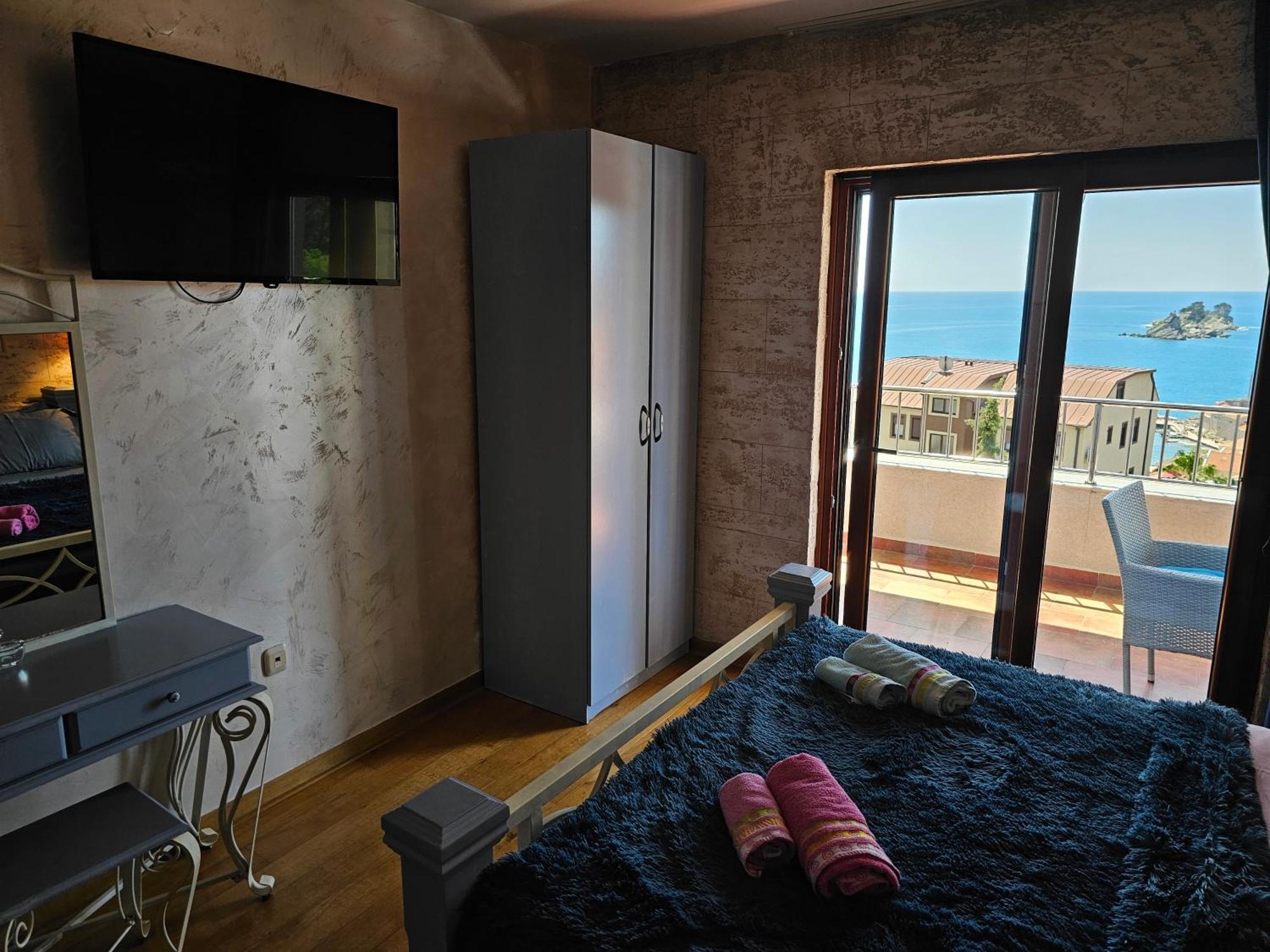Medin Apartments Bluvista Petrovac 외부 사진
