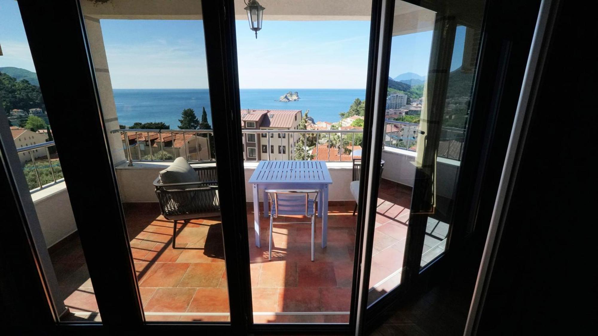 Medin Apartments Bluvista Petrovac 외부 사진