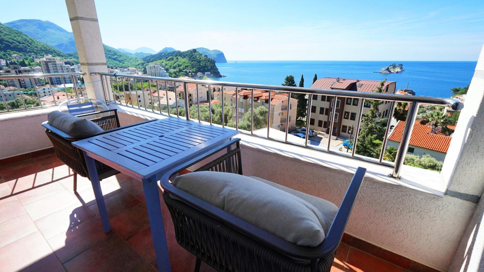 Medin Apartments Bluvista Petrovac 외부 사진