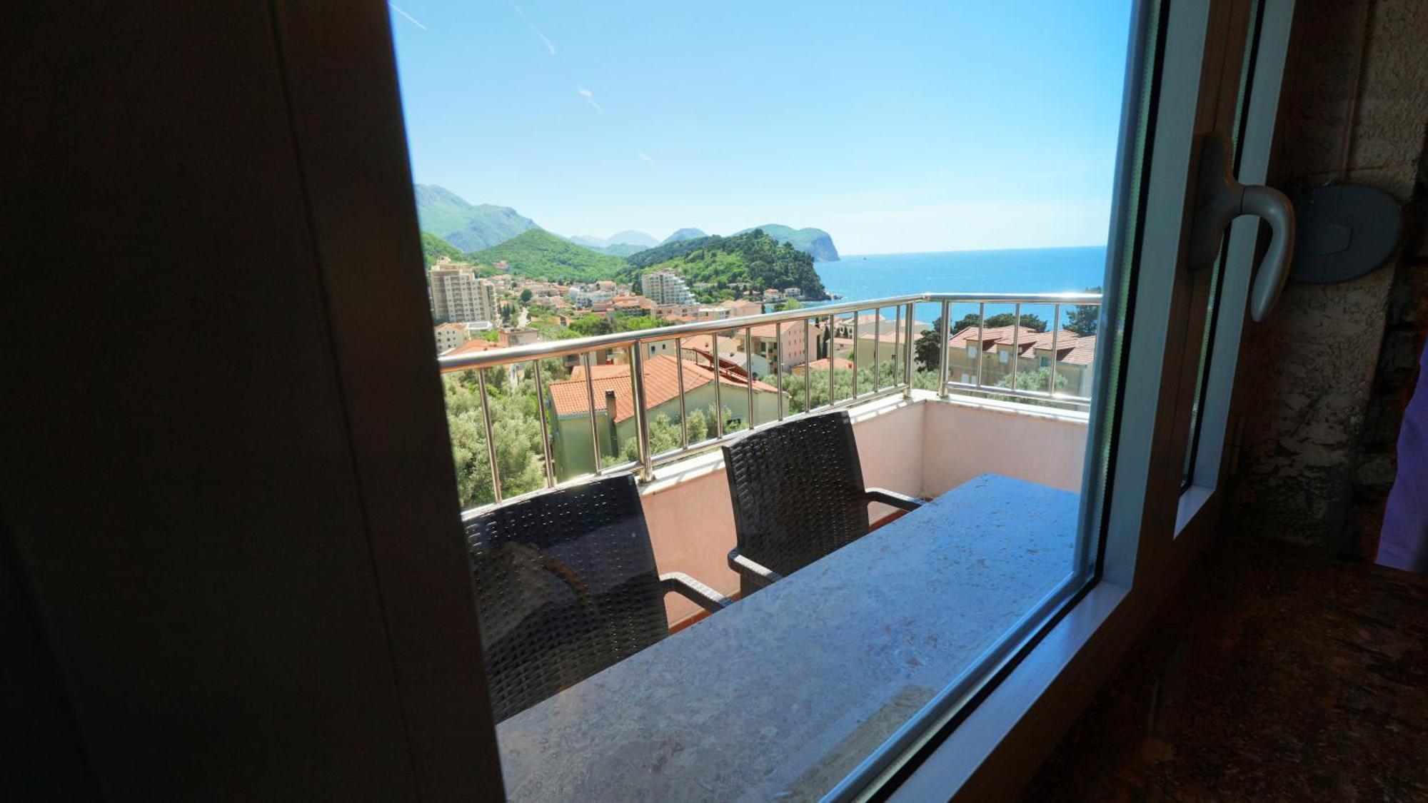 Medin Apartments Bluvista Petrovac 외부 사진